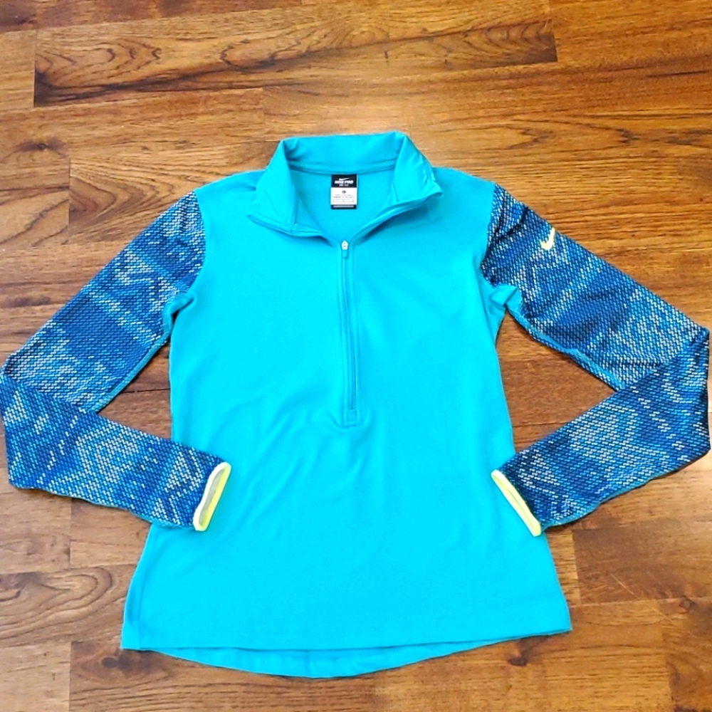 Womens Nike Pro dri-fit workout top size L